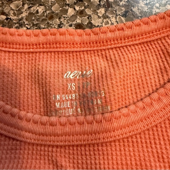 Small Aeropostale Short Sleeve Tees - Orange and Yellow plus 1 Aerie XS - Picture 3 of 8
